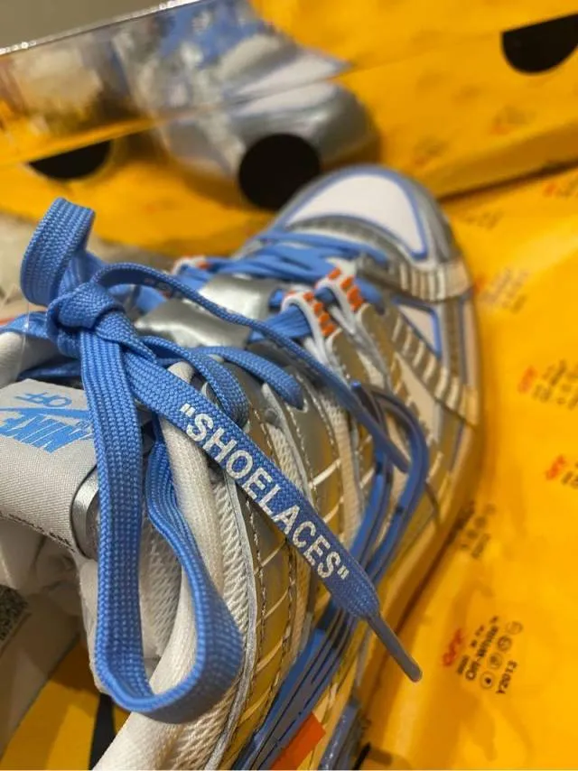 Nike x off white rubber dunk