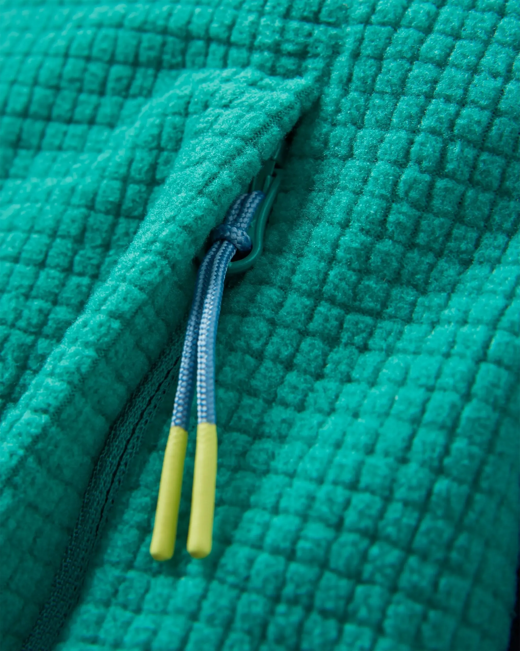 Off Trail Recycled Grid Polar Fleece