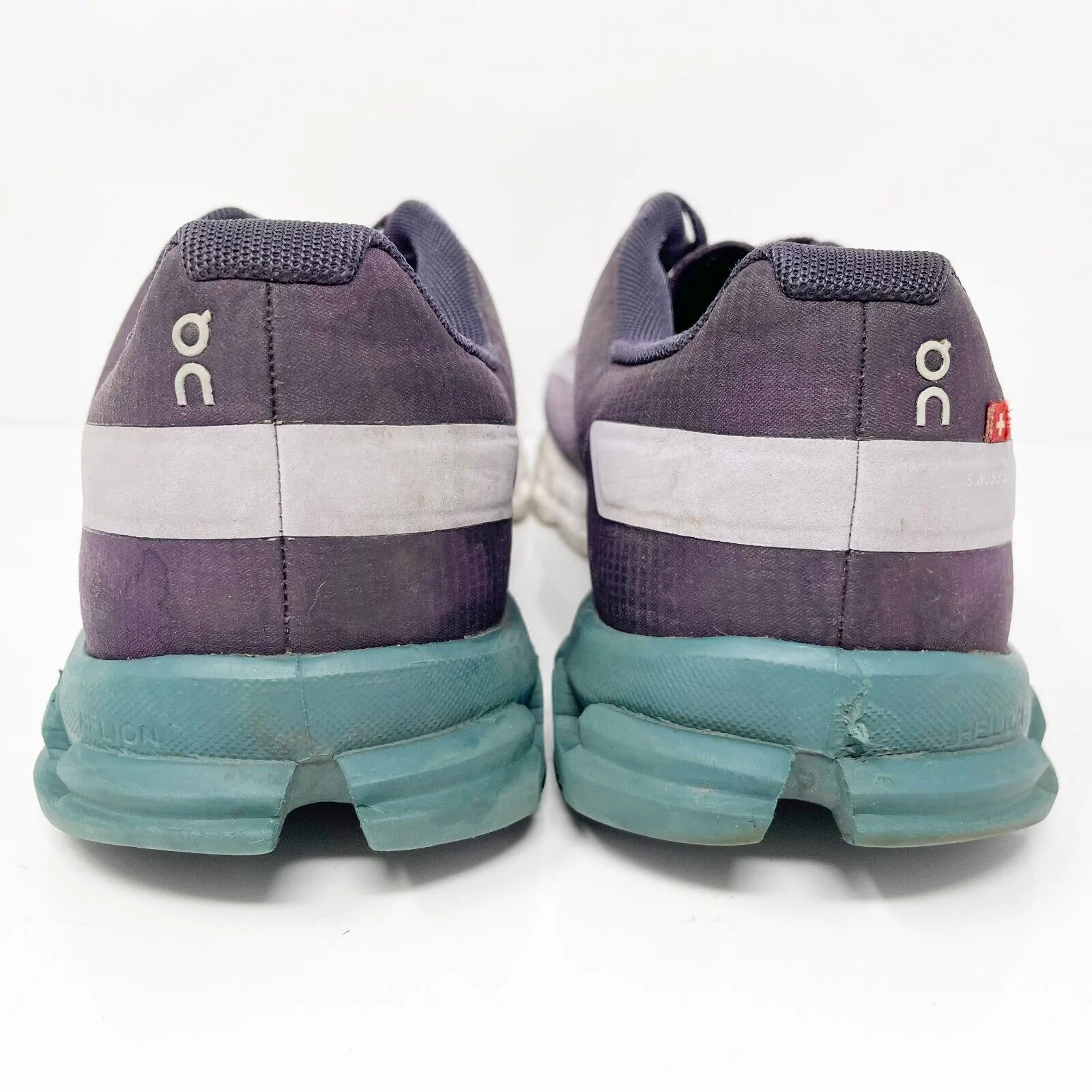 On Womens Cloudflow Purple Running Shoes Sneakers Size 7