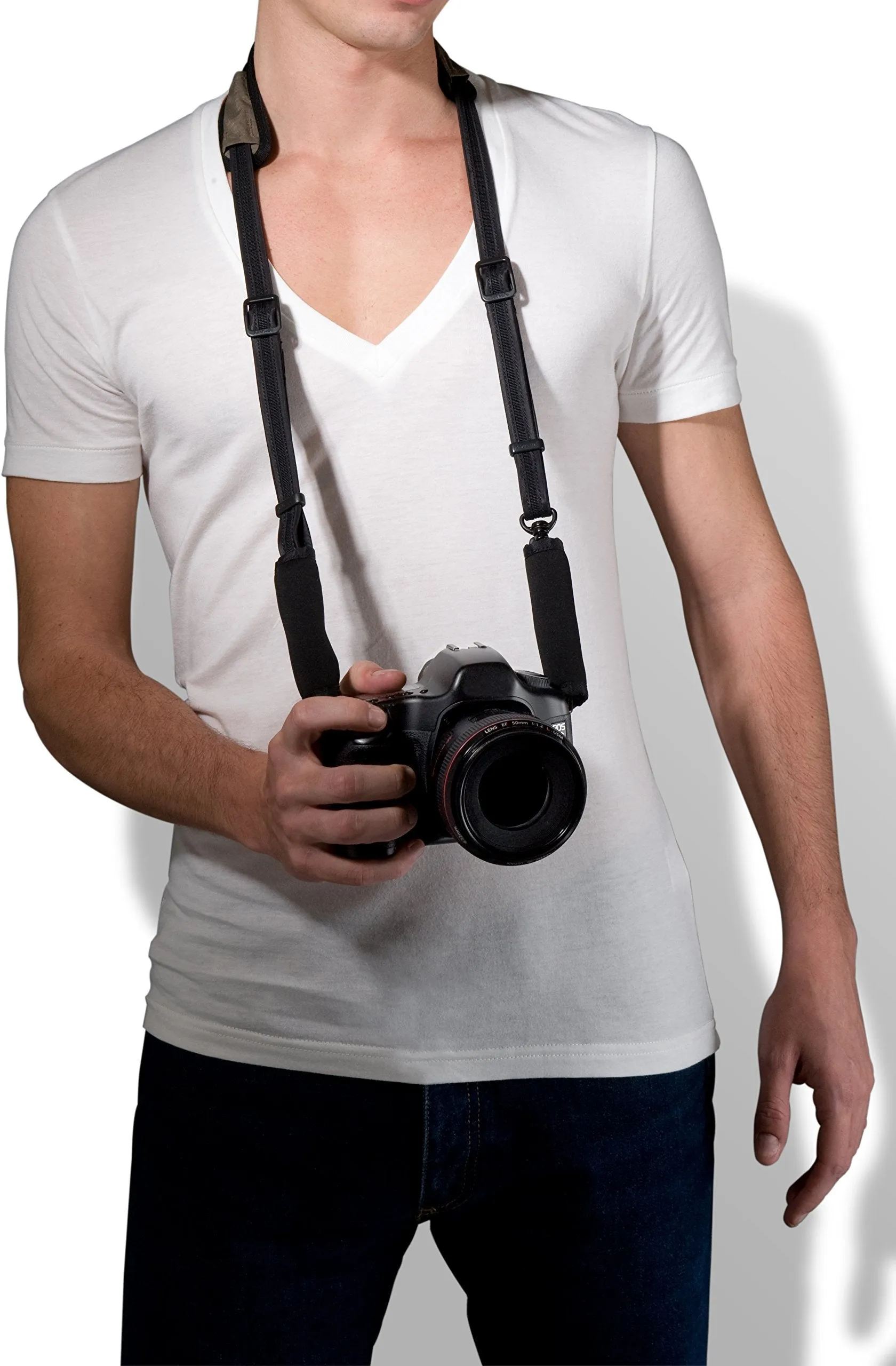 Pacsafe CarrysafeTM 100 Camera Strap