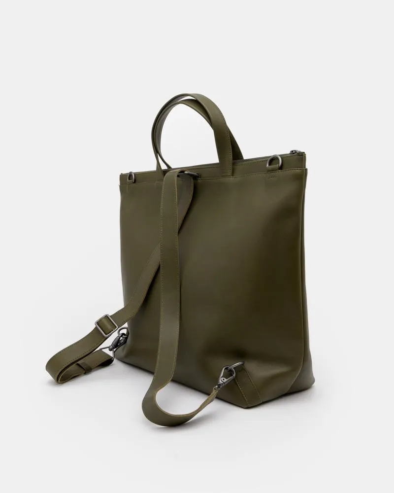 Pilot Backpack in Green Tea