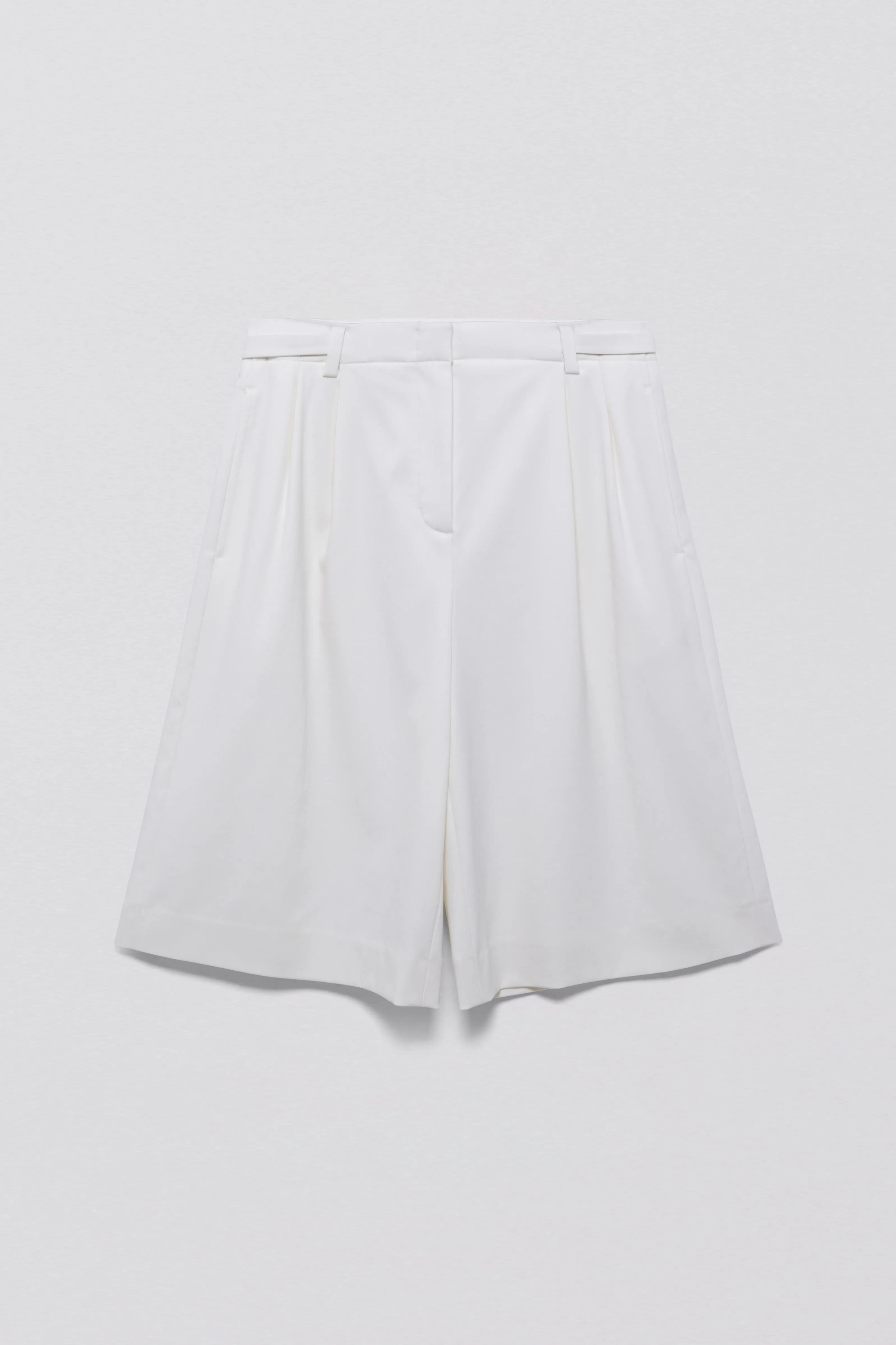 Pleated Short