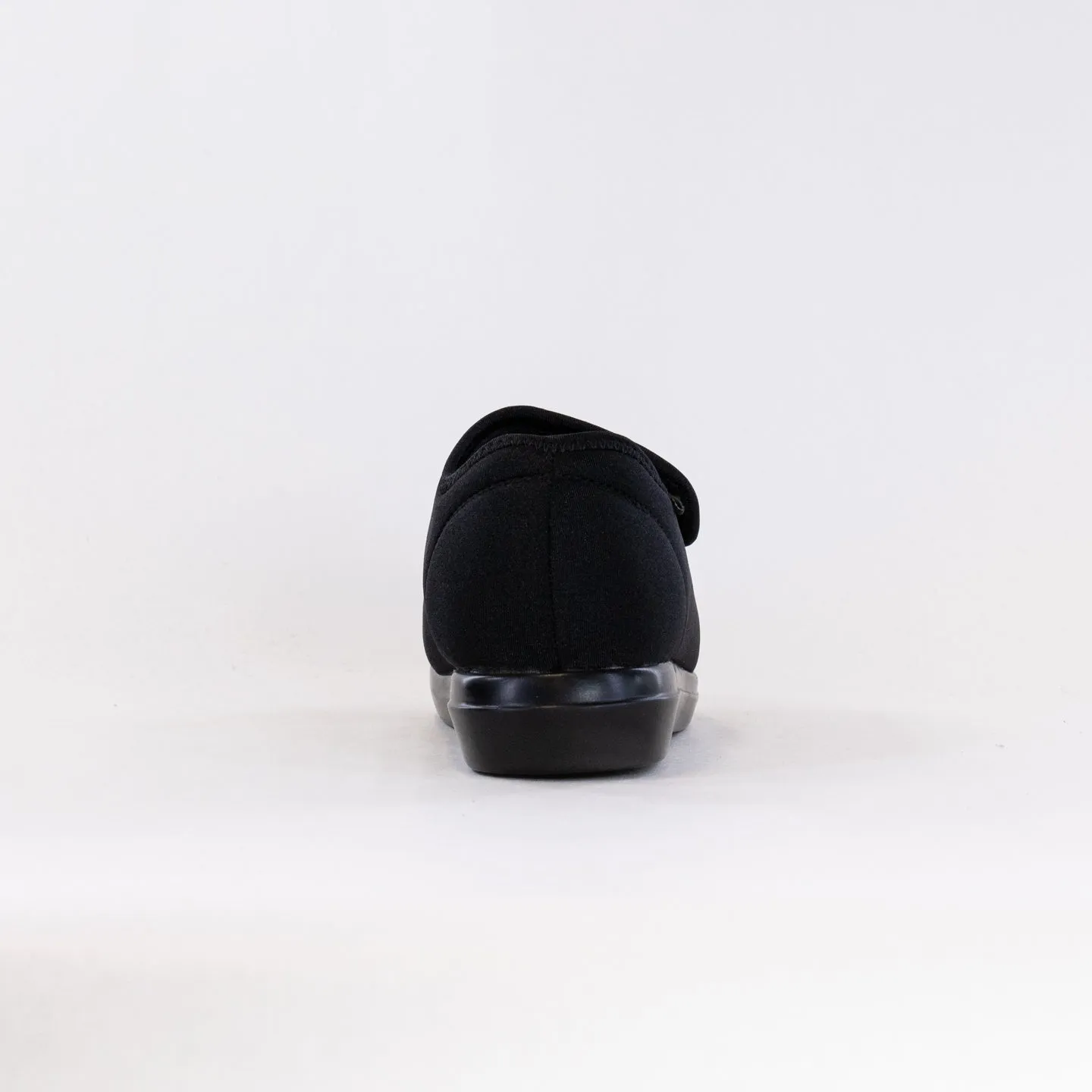 Propet Cush N Foot Recovery Slipper (Women's) - Black Stretch