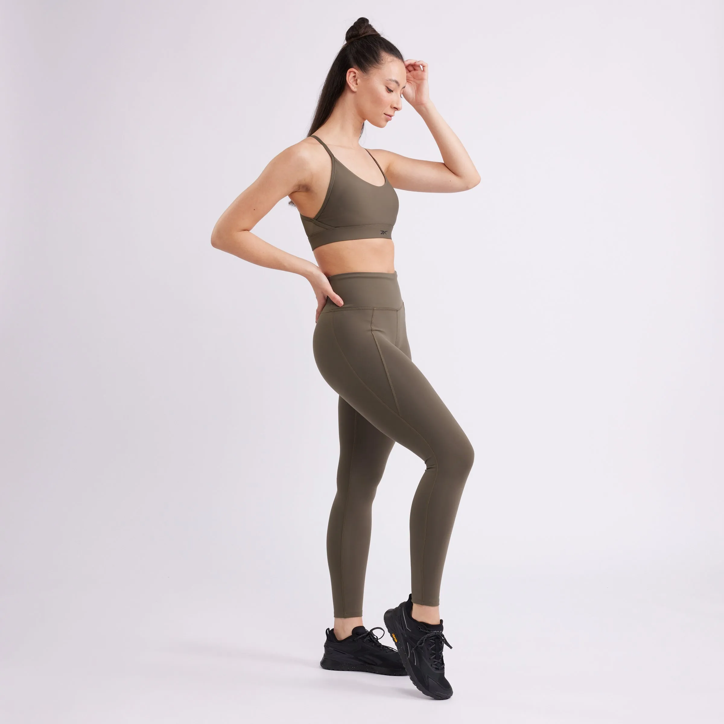 Reebok Lux Strappy Sports Bra Grout