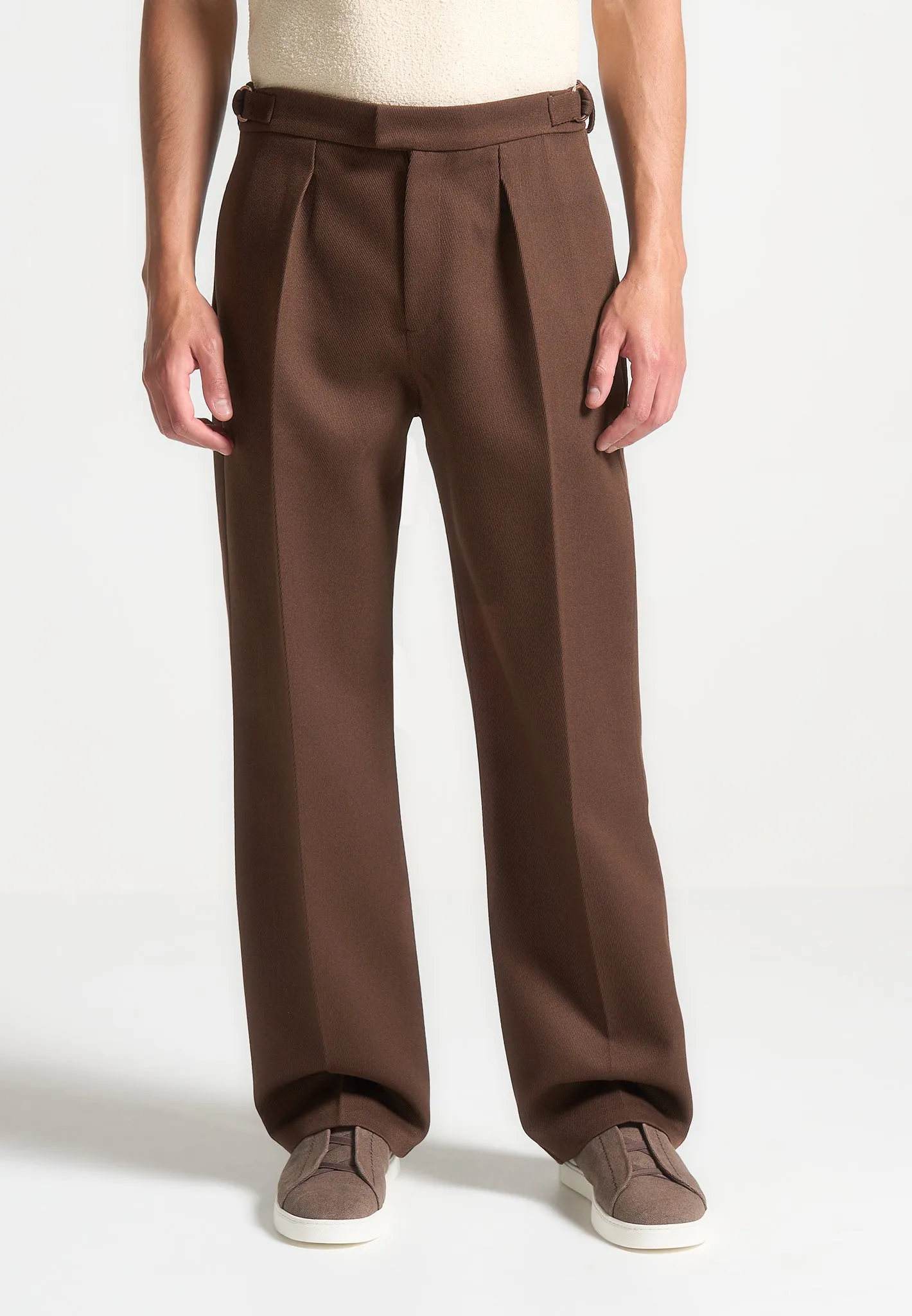 Relaxed Fit Twill Pleated Tailored Trousers - Brown