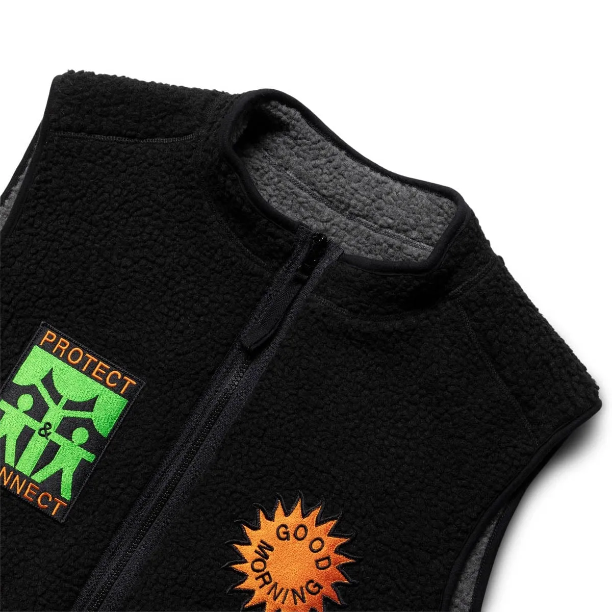 REVERSIBLE ZIP THRU VEST Black