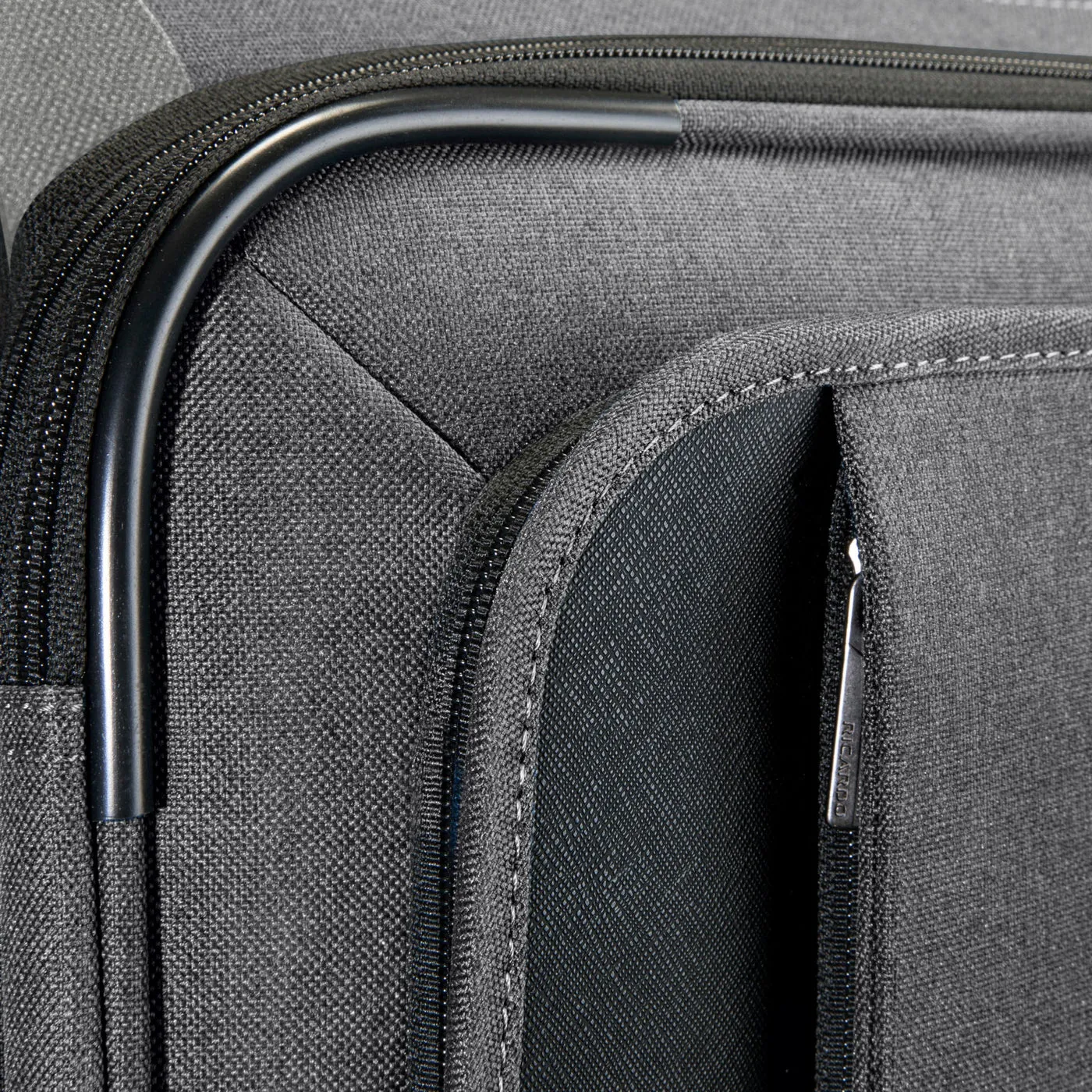 Ricardo Beverly Hills  Malibu Bay 3.0 Softside Carry-On Spinner Luggage