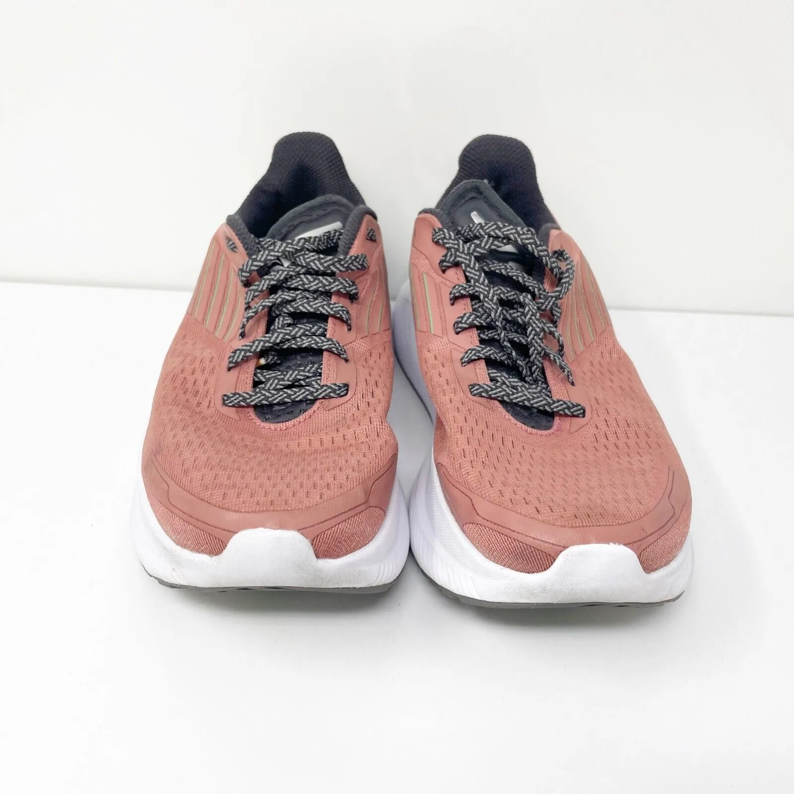 Saucony Womens Endorphin Shift 3 S10813-25 Red Running Shoes Sneakers Size 7.5