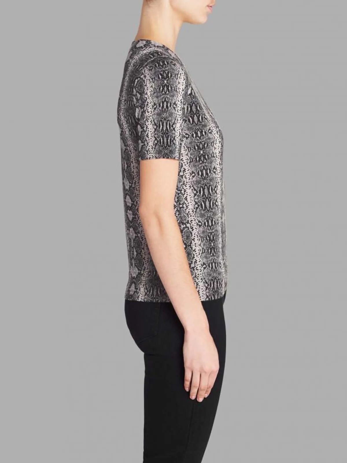 Short Sleeved Snake Print Pullover - Pink Champagne