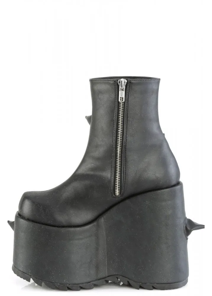 Slay 77 Horny Platform Boot