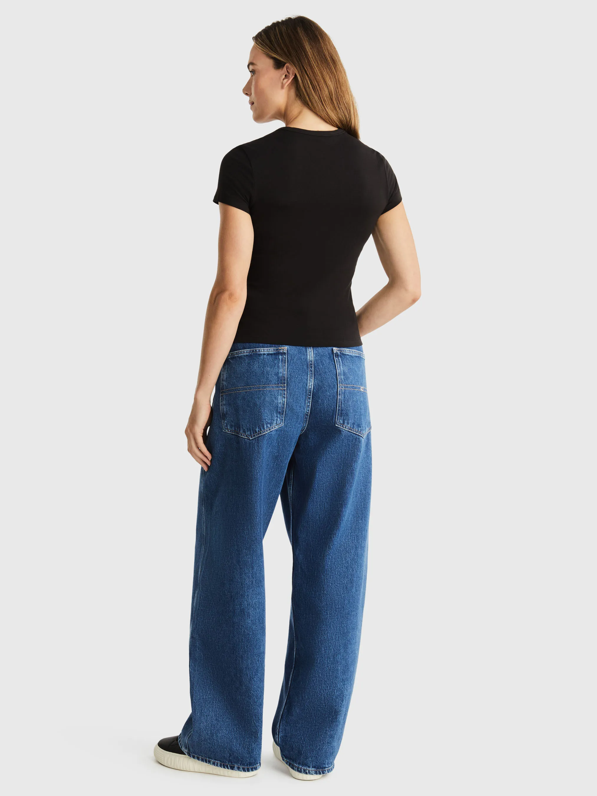 Slim Jersey Crew Neck Tee | T-Shirts | Tommy Jeans