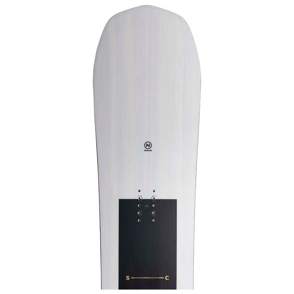 Snowboard Nidecker ---Score
