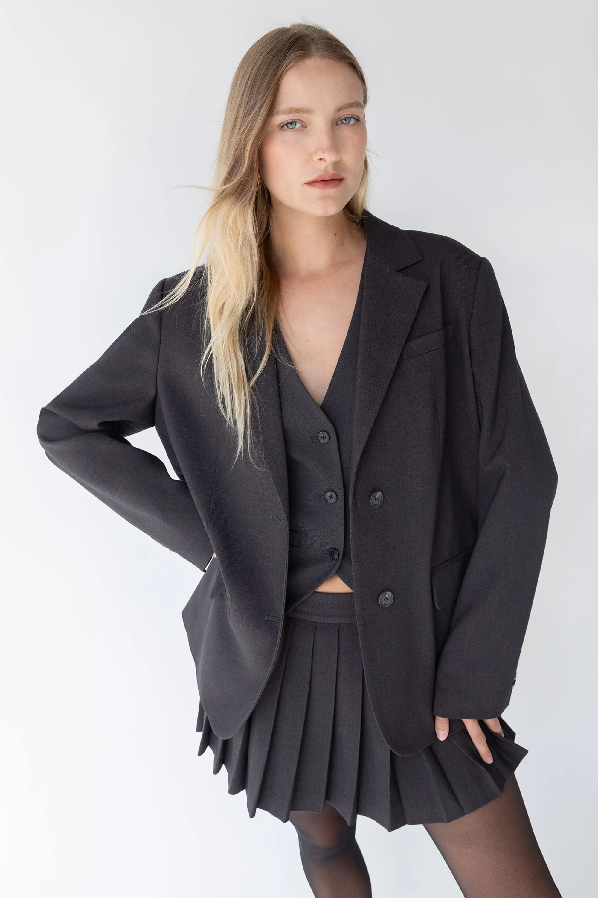 SUITING VEST