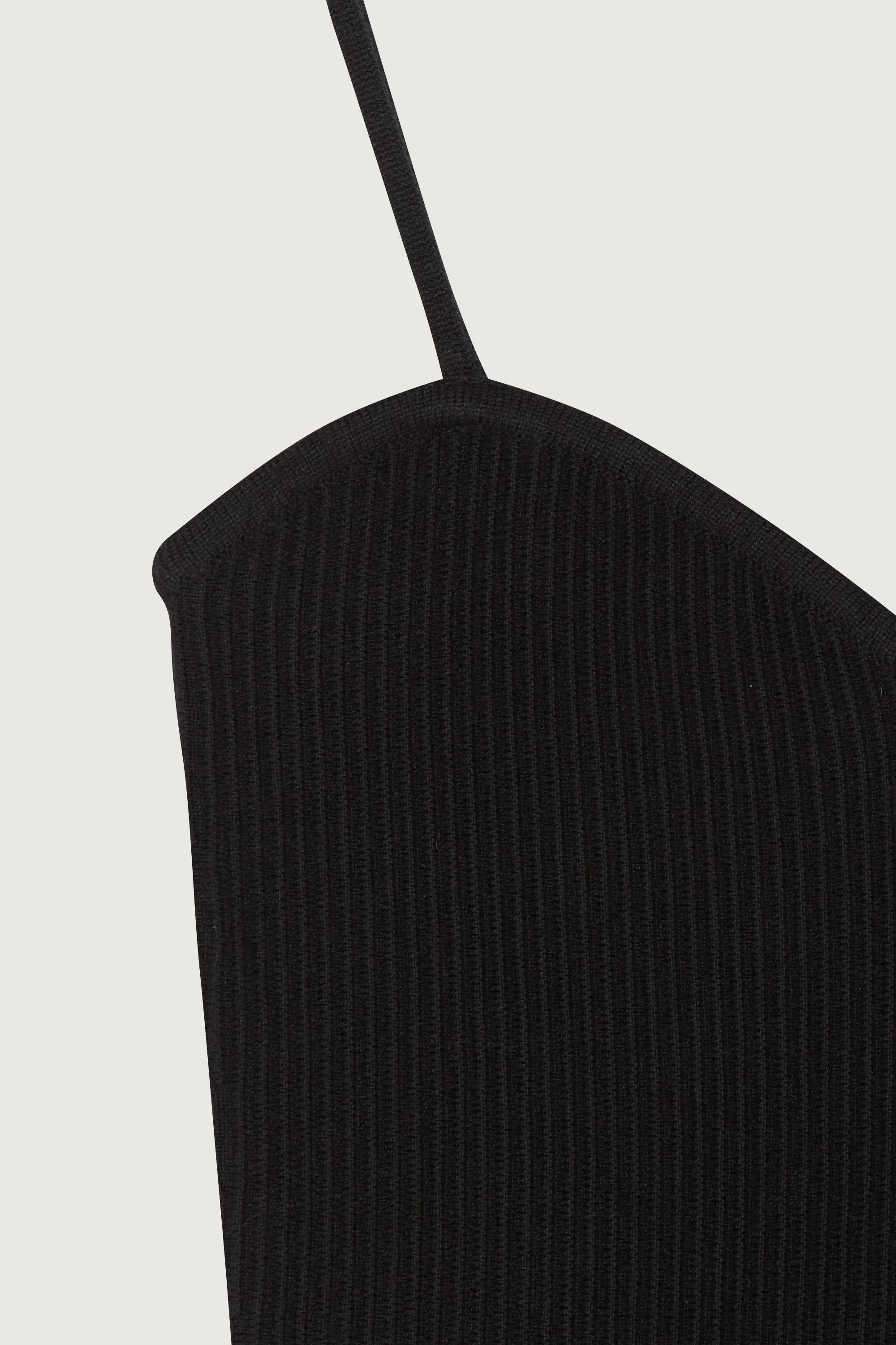 SWEETHEART NECK TANK
