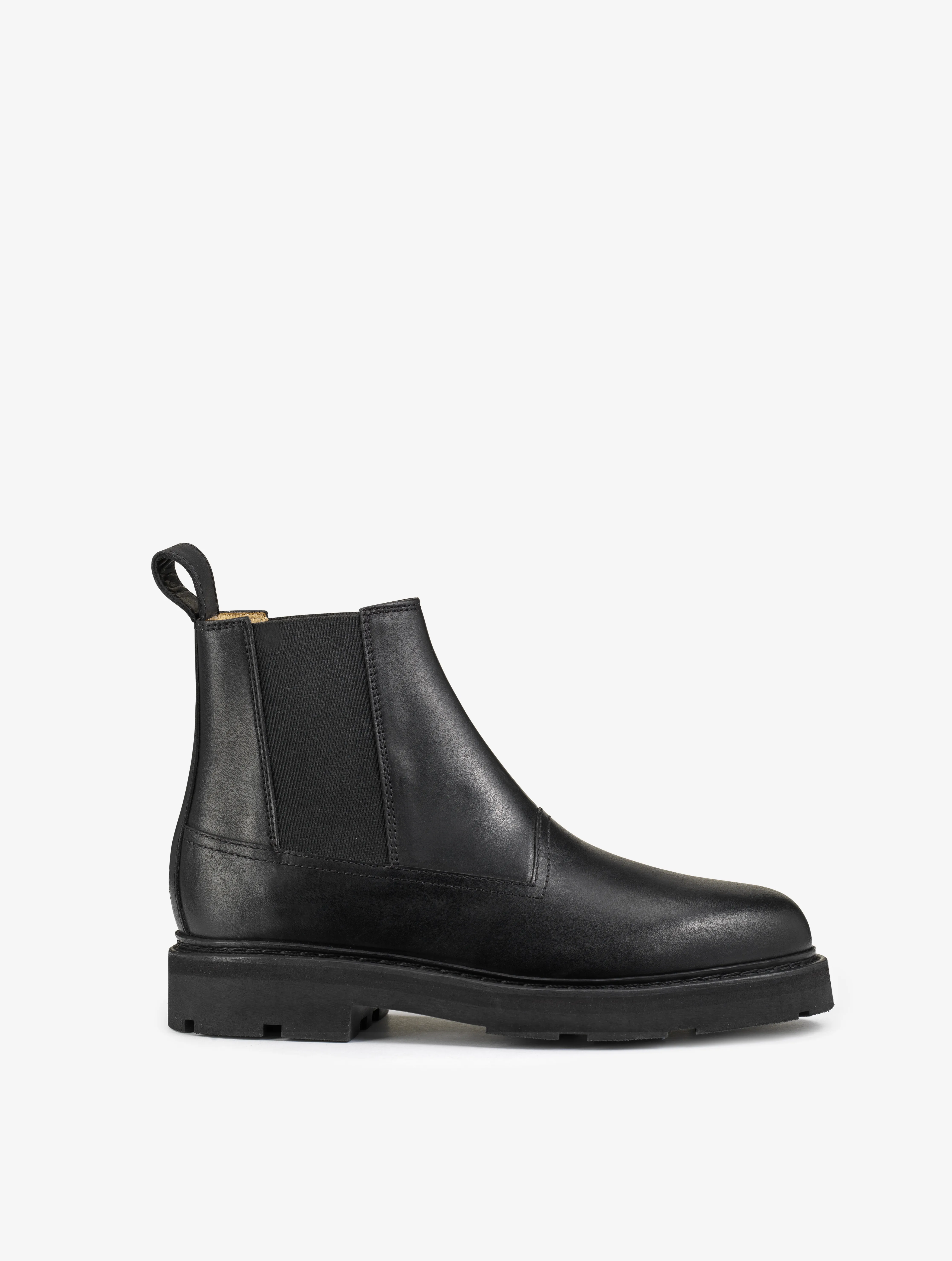 The Norwegian-stitched leather Chelsea boot