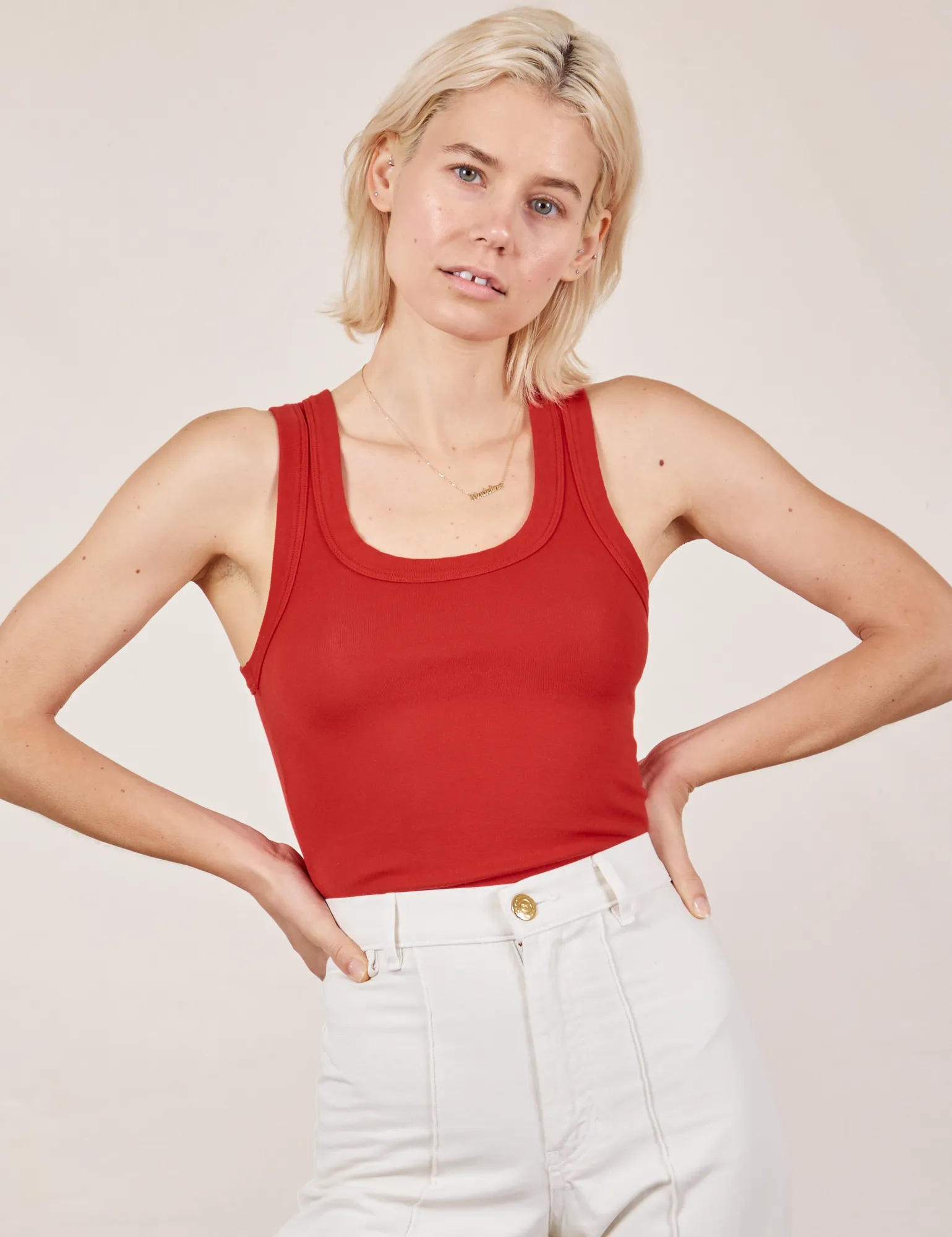 The Tank Top - Mustang Red