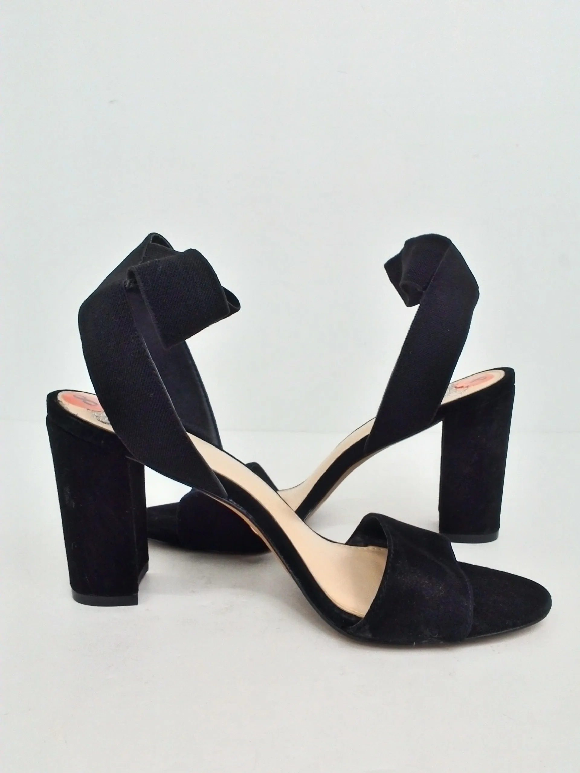 Vince Camuto Women's Black Suede Sandals Size 8