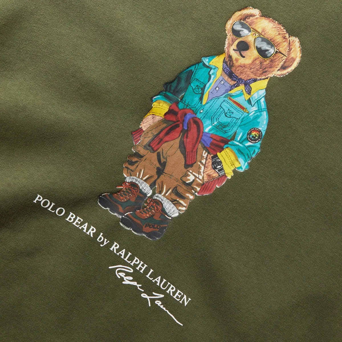 VOYAGER BEAR GRAPHIC FLEECE HOODED SWEATSHIRT CR22 DARK SAGE | Bodega
