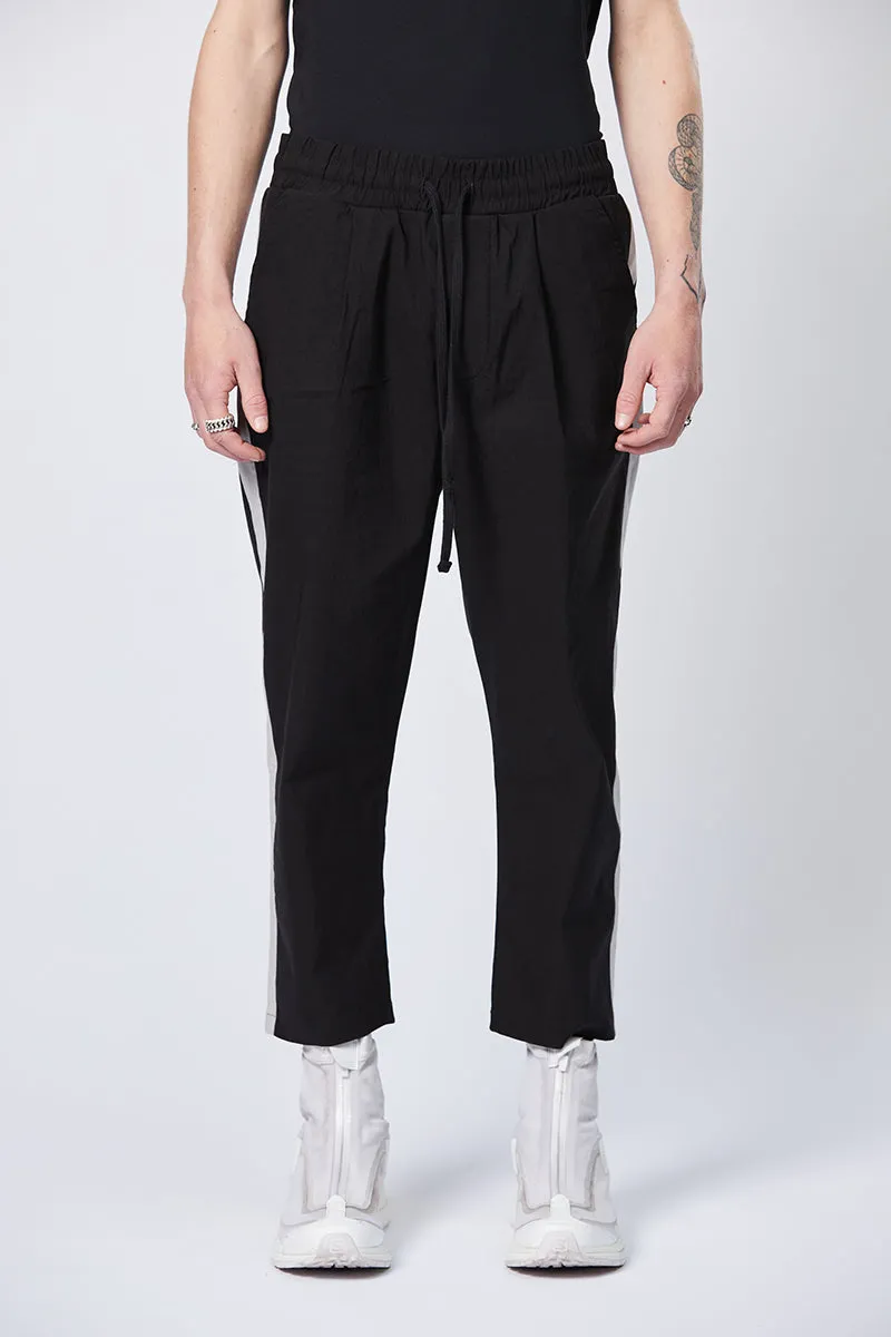 WHITE LINE CROPPED TROUSERS