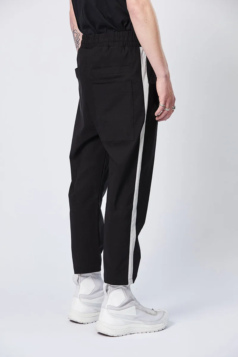 WHITE LINE CROPPED TROUSERS