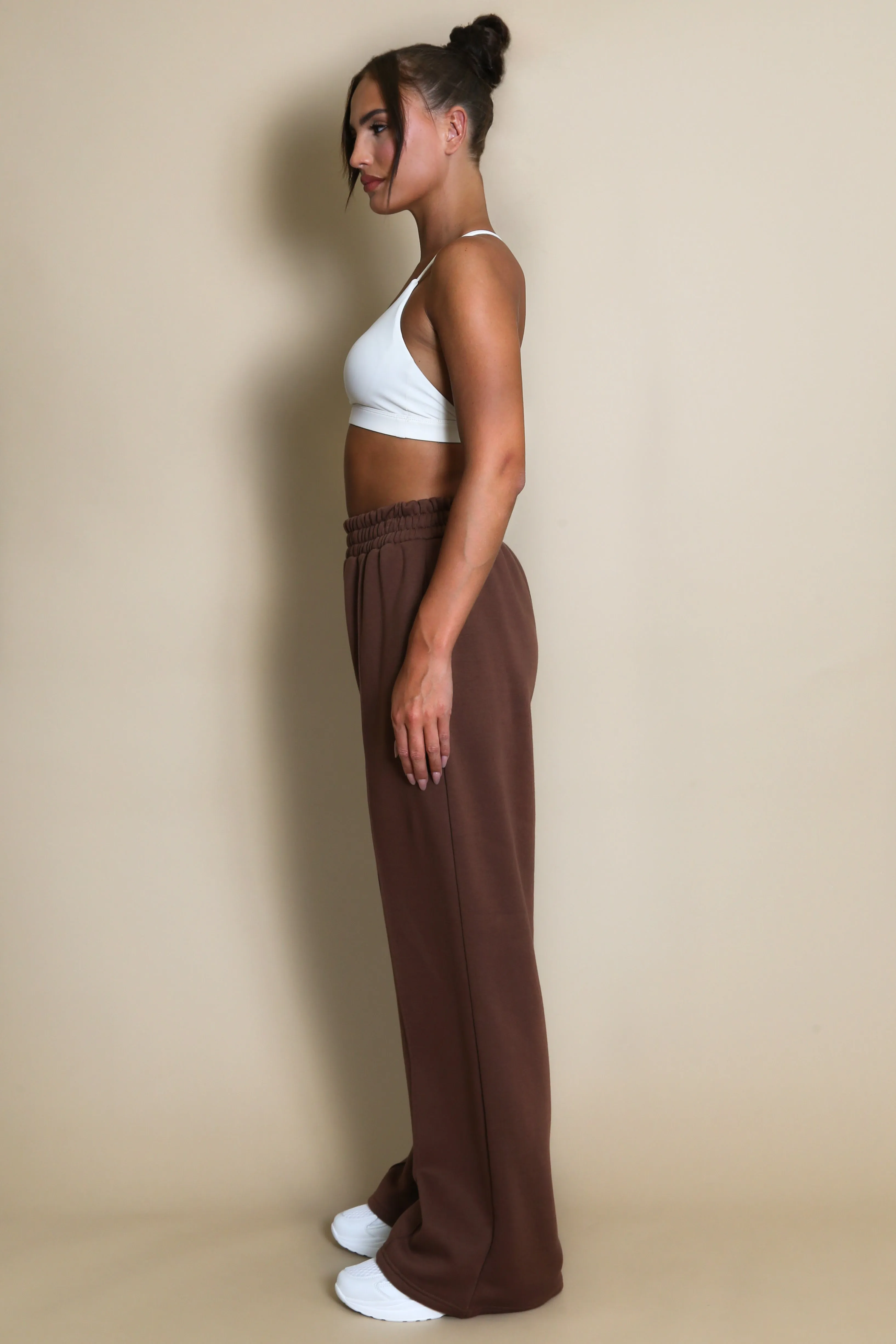 Wide Leg Joggers In Chocolate