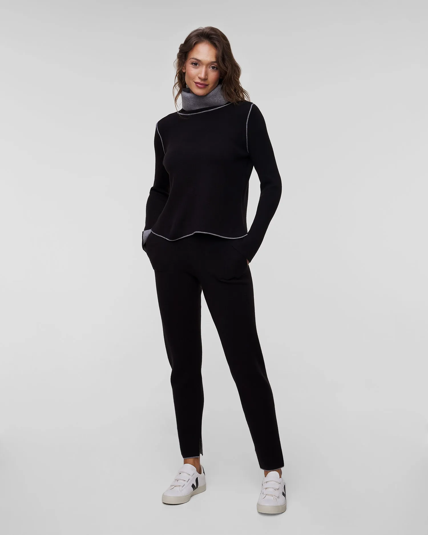 Women's knitted trousers Deha D12825-10009