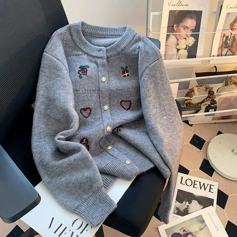 Xiaoxiangfeng Korean embroidered round neck single-breasted cardigan sweater for women spring and autumn 2024 new soft waxy swea