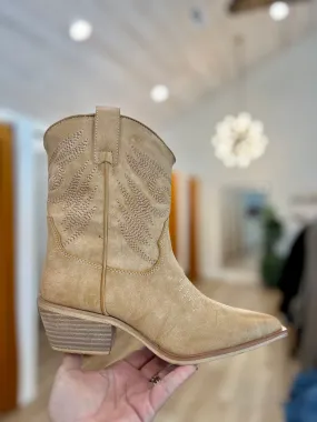 Zahara Boot